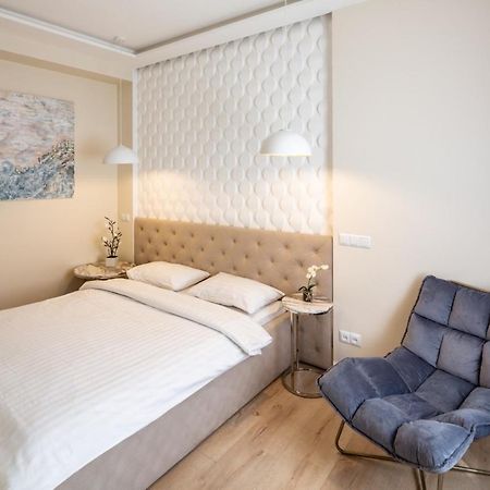Балабана 6 Apartment Lviv Bagian luar foto